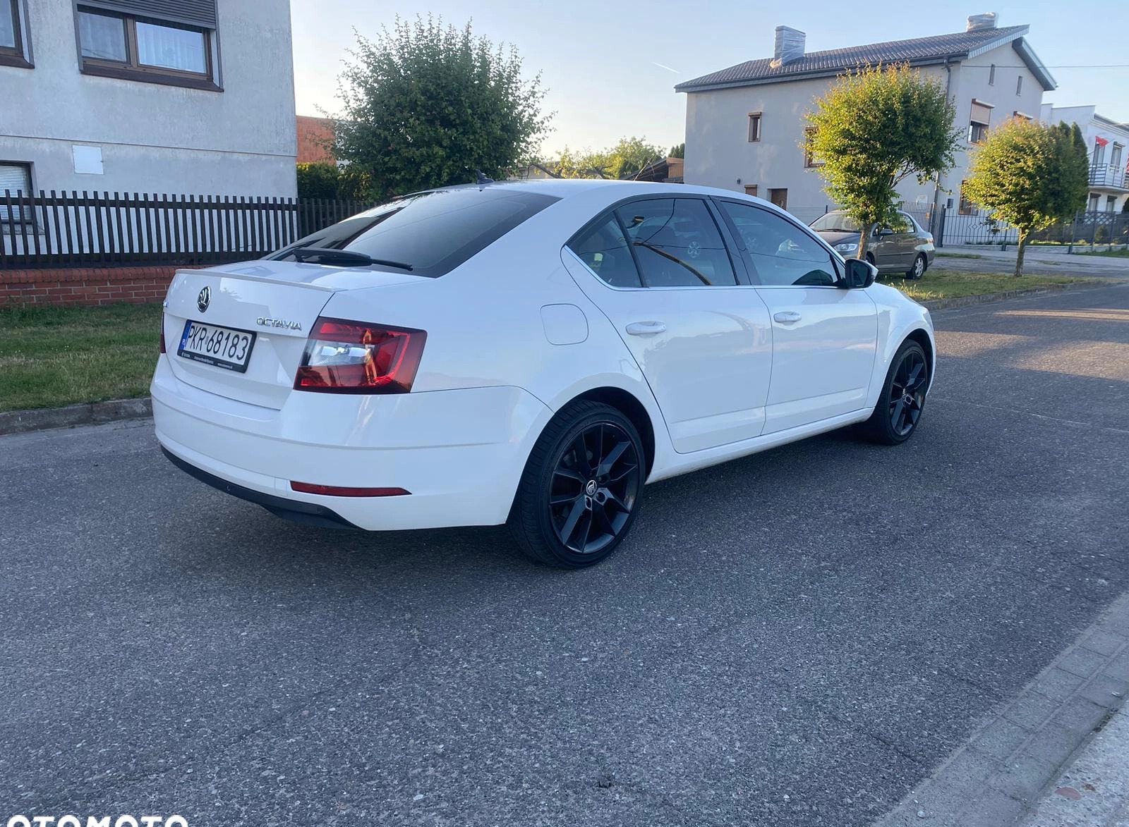 Skoda Octavia cena 45900 przebieg: 180653, rok produkcji 2017 z Krotoszyn małe 121
